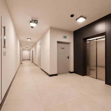 Zentrum Ii Parking By Impero Apartment Poznan