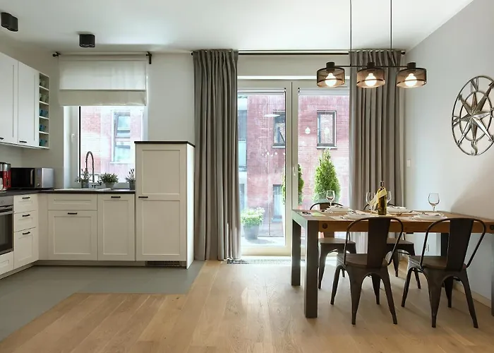 Zentrum Ii Parking By Impero Познань